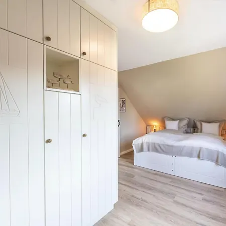Daire Haus Mit Sauna, 3 Sz, 2 Baeder & 450 M *